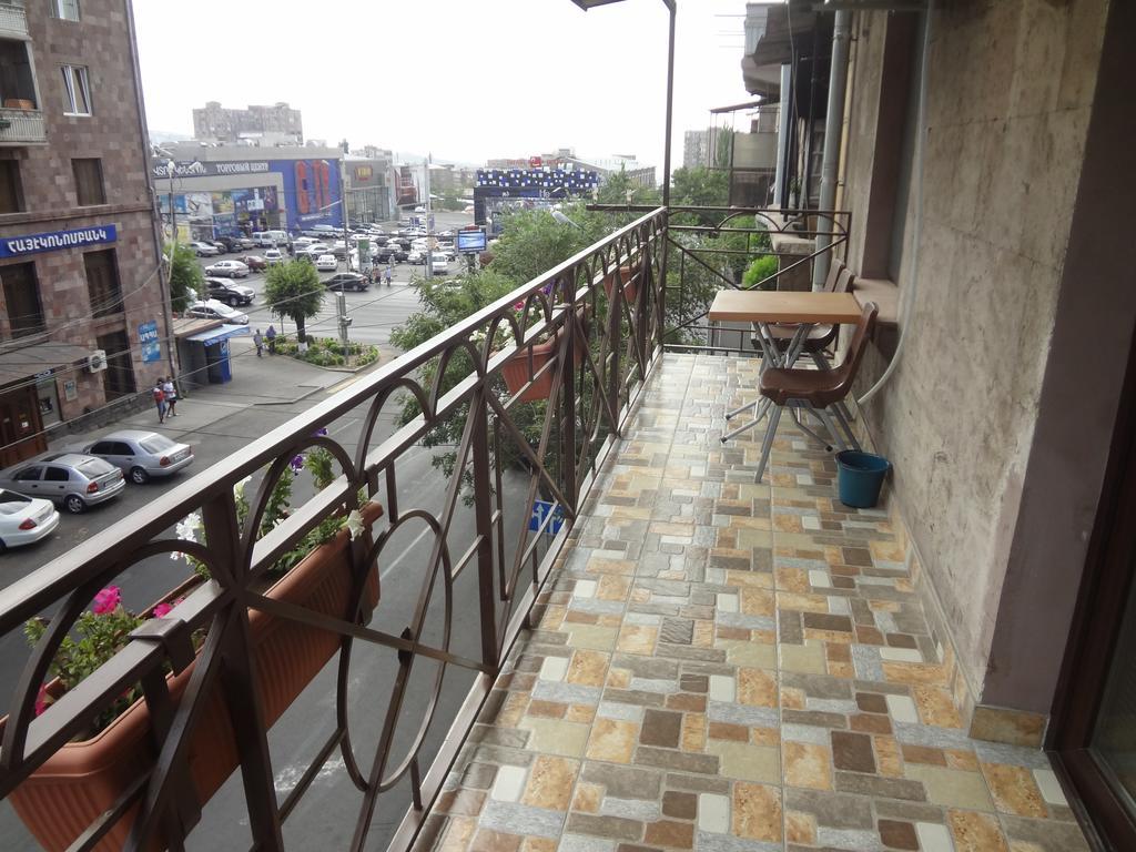 Modern Komitas Flat Hotel Erevan Cameră foto